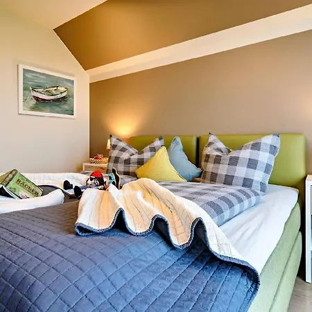 Raeuberhoehle By Seeblick Ferien Oro, Sauna Apartment Kappeln